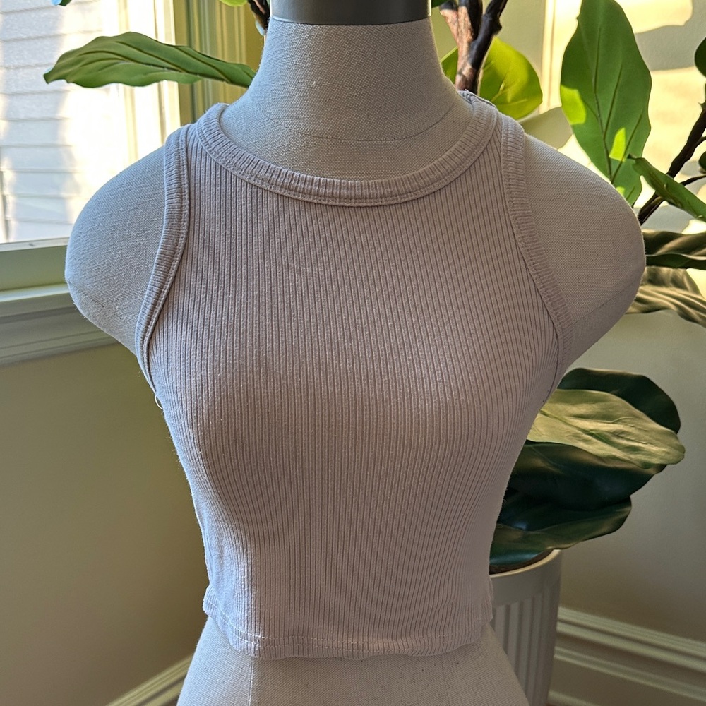 SHEIN Ribbed Cropped Tank Top